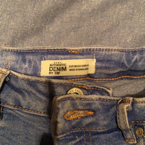 Zara high waisted rolled jean shorts size: 36 EU, 04 US - Picture 2 of 3